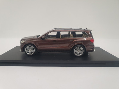 1/43 MERCEDES-BENZ GL 63 AMG X166 2013 GLM 205201 NO SCHUCO NO