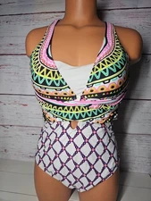 TRINA TURK KON TIKI ONE PIECE SWIMSUIT SIZE 8 EXCELLENT RETAIL $148 Monokini