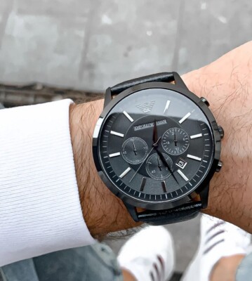 NEU EMPORIO ARMANI HERREN UHR SCHWARZES LEDERARMBAND MIT SCHWARZEM ZIFFERBLATT AR2461 ORIGINAL