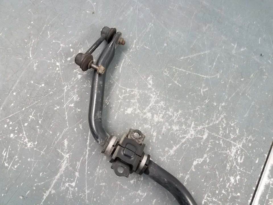 2003 Honda S2000 AP1 Rear Sway Bar / End Links #2917 S1 - Image 2 of 4