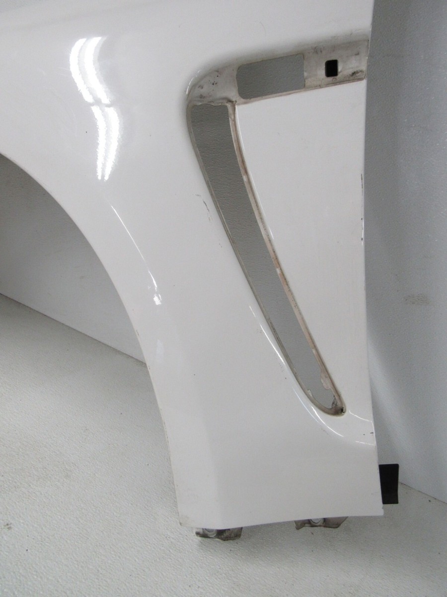2010-2013 Porsche Panamera S 970 Left Front Fender Driver's Side