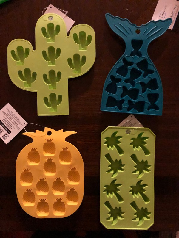 Set of 4 Silicone- Candy -Ice Tray molds, Mermaid -Palms- Pineapple- Cactus- NEW