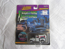 1997 Johnny Lightning Fright'ning Lightnings:  Vampire Van NIP
