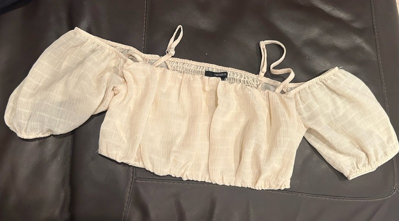 Forever 21 Blouse Cream Beige Off Shoulder Crop Top Bubble Short Sleeve Large