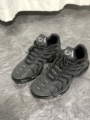 Schwarze Nike Tns