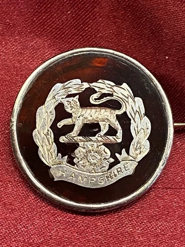 Lovely WW1 The Hampshire Regiment Silver HM 1917 Sweetheart Brooch w/fixing