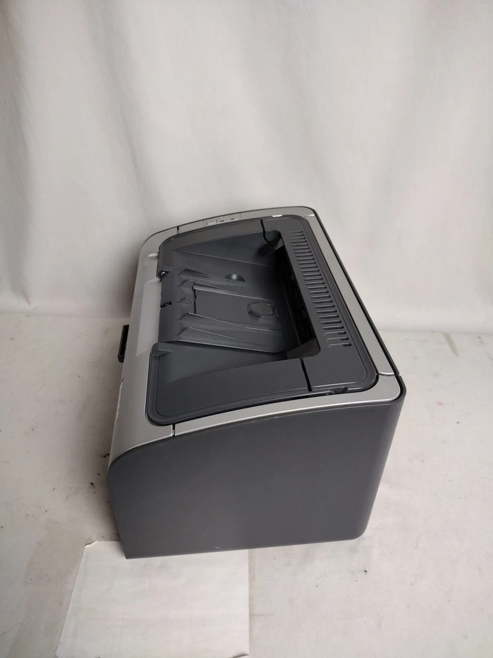 HP LaserJet P1006 Compact Monochrome Workgroup USB Only 21K Pge Count Tested.  - Image 4 of 4
