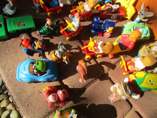 McDonalds Burger King Wendys Happy Bernstein Care bear BobbyToy Car lot 2 - Picture 10 of 11