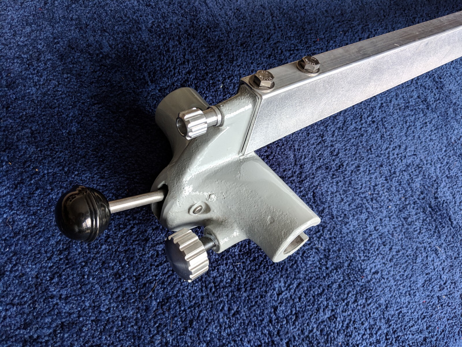 DELTA OR CRESCENT BAND SAW - ALUM BEAM 