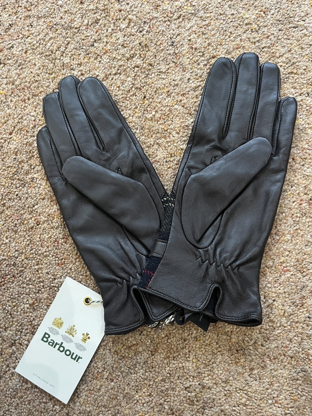 Barbour Ladies Gloves Large Please See Other Items For Matching Scarf