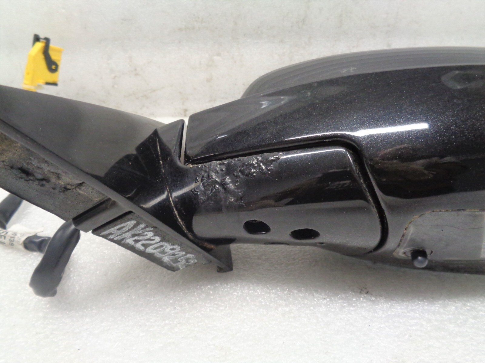 04-08 Maserati Quattroporte Left Driver Exterior Door Mirror Black OEM AK2209252