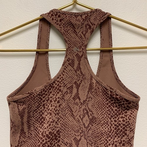 Cooles Racerback-Tanktop Lululemon Desert Snake Print Größe 4 beere bunt - Bild 5 von 9