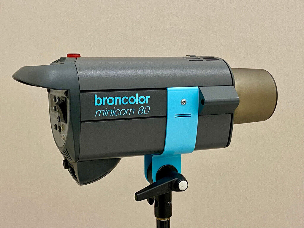 Broncolor Minicom 80 600W/s Mono Light, x5 units available Broncolor Minicom 80 600W/s Mono Light, x5 units available