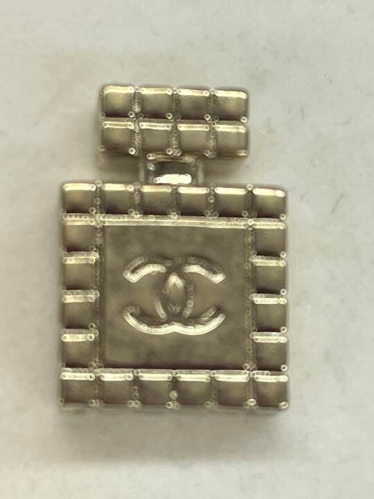 Picture 2 of 8