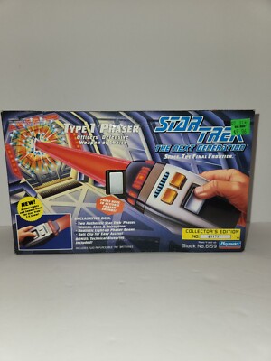 VTG 1994 Star Trek The Next Generation Type 1 Phaser Playmates
