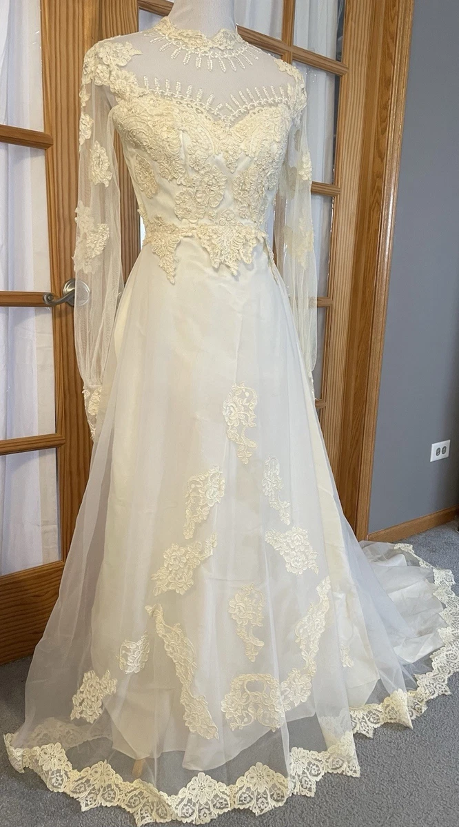 chinese dress ladies Amazon.com: Vintage Bridal Lace Fabric Fine Embroidery Floral Lace Mesh  Off-White Gauze for Wedding Dresses Bridal Veiling 54 inches Width Sold by  1 Yard