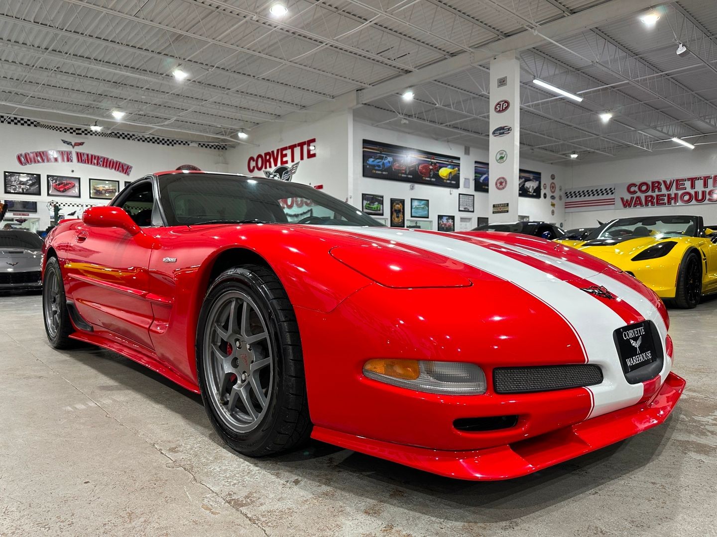 2001 [70U] Torch Red Chevrolet Corvette   | C5 Corvette Photo 5