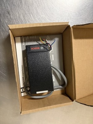 HID Prox ThinLine II Wall Switch Reader 5395CG100