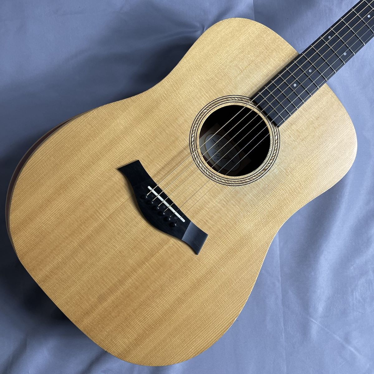 Taylor Academy 10e Acoustic Guitar Used Good Condition Free