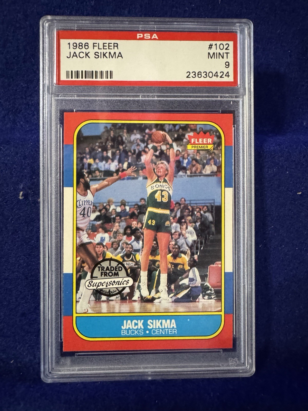 1986-87 Fleer Basketball SETBREAK #102 Jack Sikma Milwaukee Bucks PSA 9 MINT