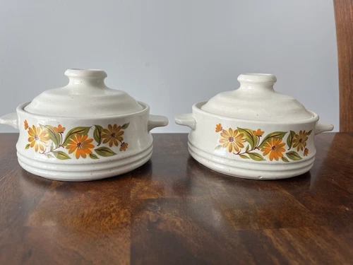Pair of Vintage Capri Bake Serve’n Store Stoneware Casserole Dish w/ Lid Retro