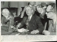 1952 Press Photo Richard B. Russell and political leaders at Washington meeting