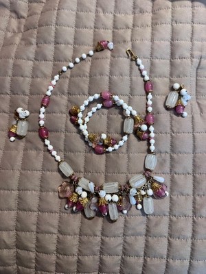 Gorgeous and rare, vintage Crown Trifari set