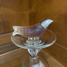 Vintage Avon Parfum In Saps Of Dove.