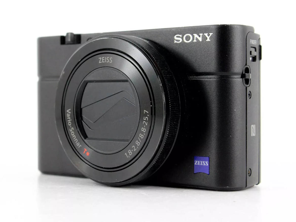 ほぼ新品 SONY RX100Ⅲ DSC-RX100M3 1136 Amazon.com : Sony RX100 III 20.1 MP Premium Compact Digital