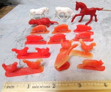 Vintage plastic farm animals set of 15 barnyard animals like chickens, pigs...