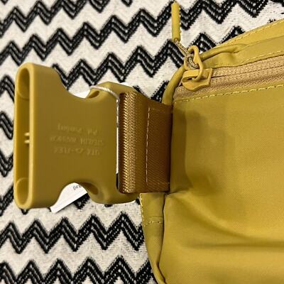 golden sand belt bag lululemon lululemon Everywhere Belt Bag 1L