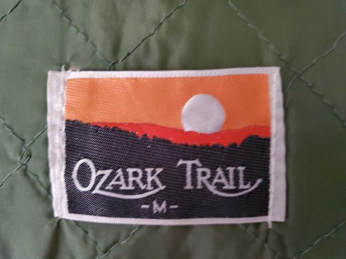 Ozark Trail Hooded Camo Rain Coat Jacket Size Medium Snap front close S2 - Picture 2 of 16