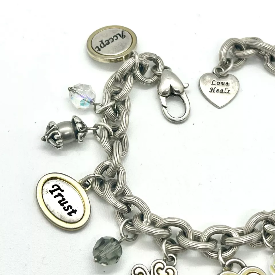 Pulsera Brighton Charm Rosa Poder Corazones Cuentas Cristal Concienciación sobre el Cáncer de Mama Foto 2 de 4