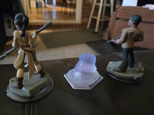 Disney Infinity 3.0 Star Wars The Force Awakens Play Set - Picture 2 of 2