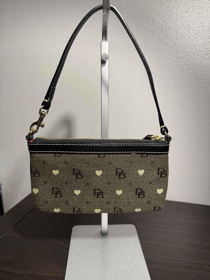Dooney & Bourke Vintage Signature design With Hearts Hobo/Wristlet NWOT - Image 2 of 4