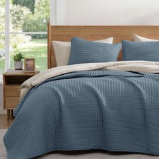 Queen Quilt Bedspread Lightweight Blue 3 Piece Set Pillow Shams 90x94