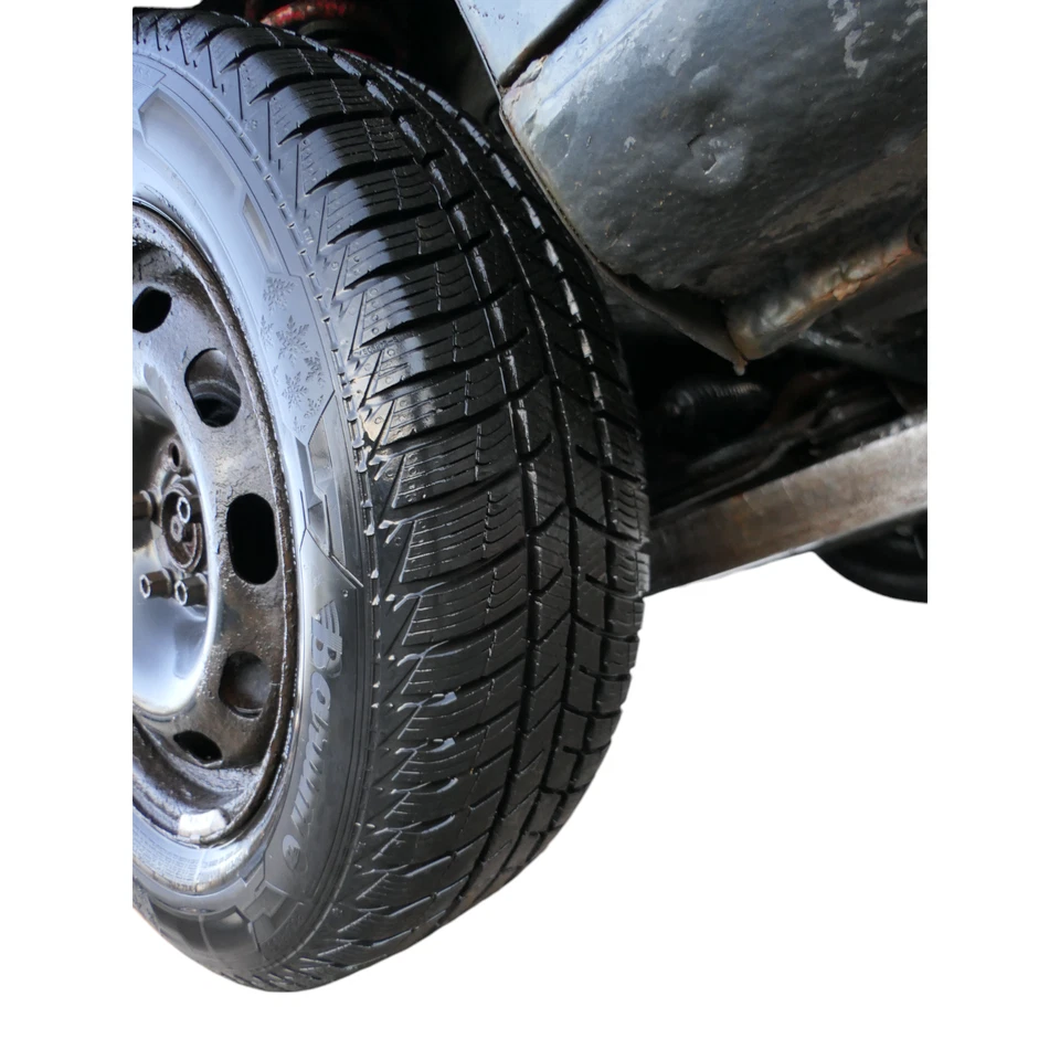 Golf 4 Bora 2x Felgen Reifen 195/65 R15 91T M+S Winterreifen 6jx15H2 ET38 6-7mm - Bild 4 von 4