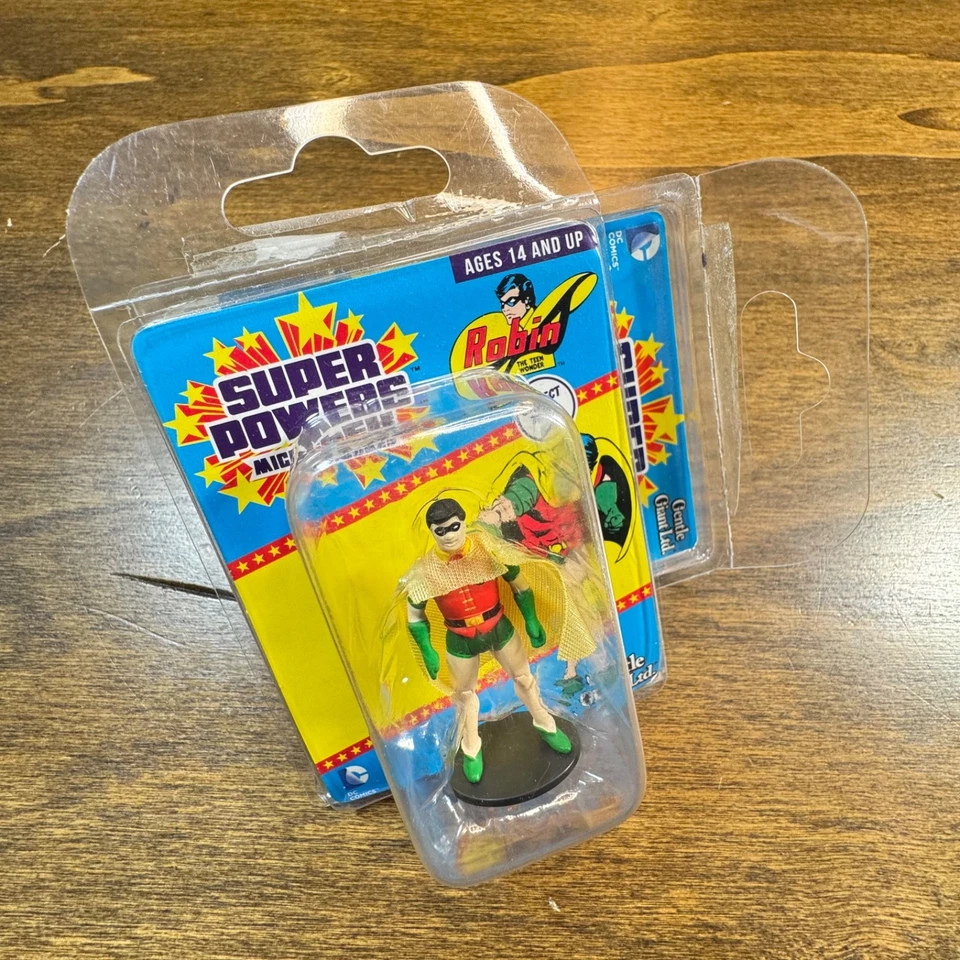 Microfiguras Gentle Giant DC Super Powers exclusivas de Walgreens Lex Luthor Robin Foto 4 de 4