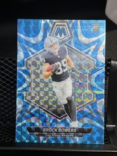 2024 Panini Mosaic - Rookies Brock Bowers #313 Reactive Blue Mosaic Prizm (RC)