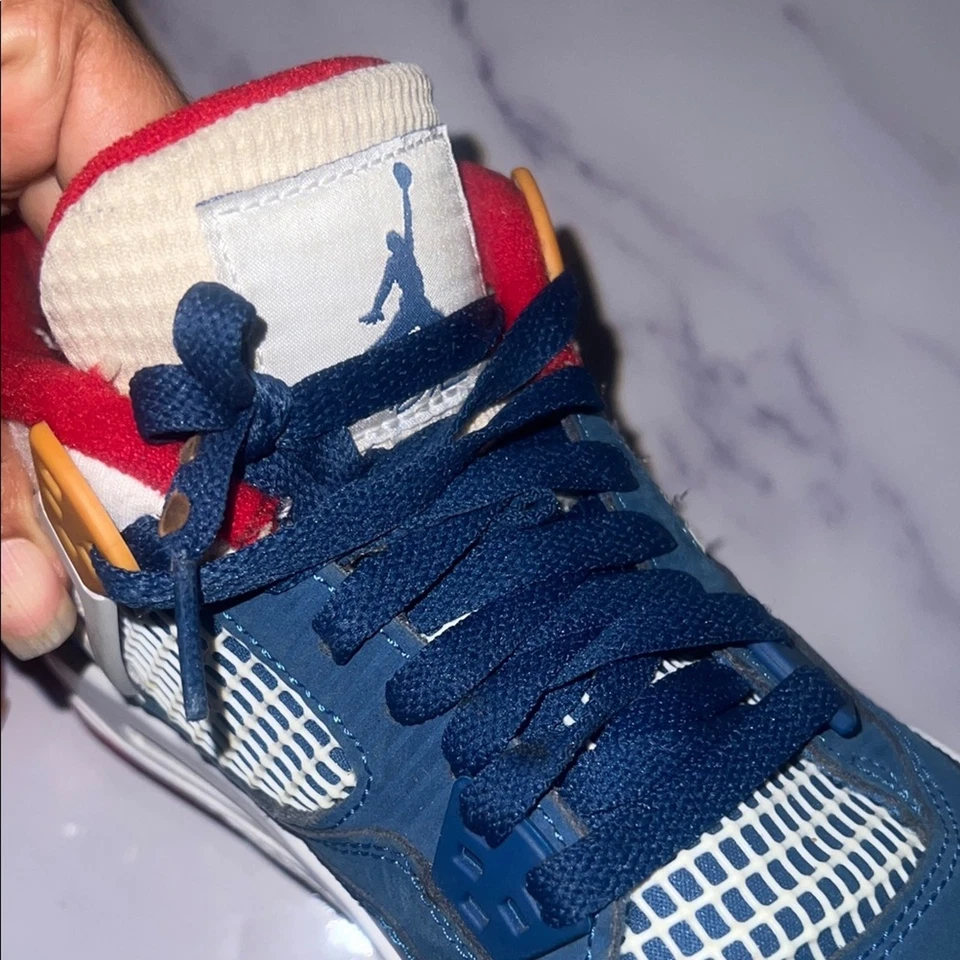 Nike Air Jordan 4 Retro Lace Up Athletic Shoe Boys Size 5.5DR6952-400 Blue White - Image 2 of 4