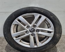 Toyota Corolla Estate 2019-2022 Alloy Wheel 205/55R16 tyre not good