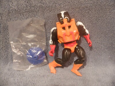 Figures - He-Man 1981 Stinkor With Armor And Sealed Shield