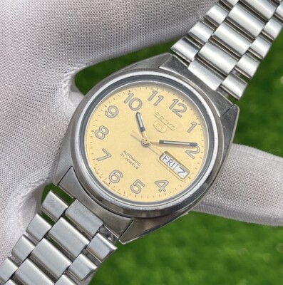 Vintage Seiko 5 Automatic Arabic Numerals Dial Japan Made Men's
