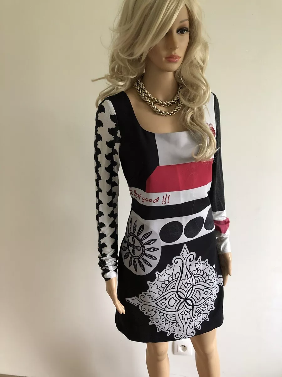 Robe noire blanche et rouge Desigual taille 38 TBE