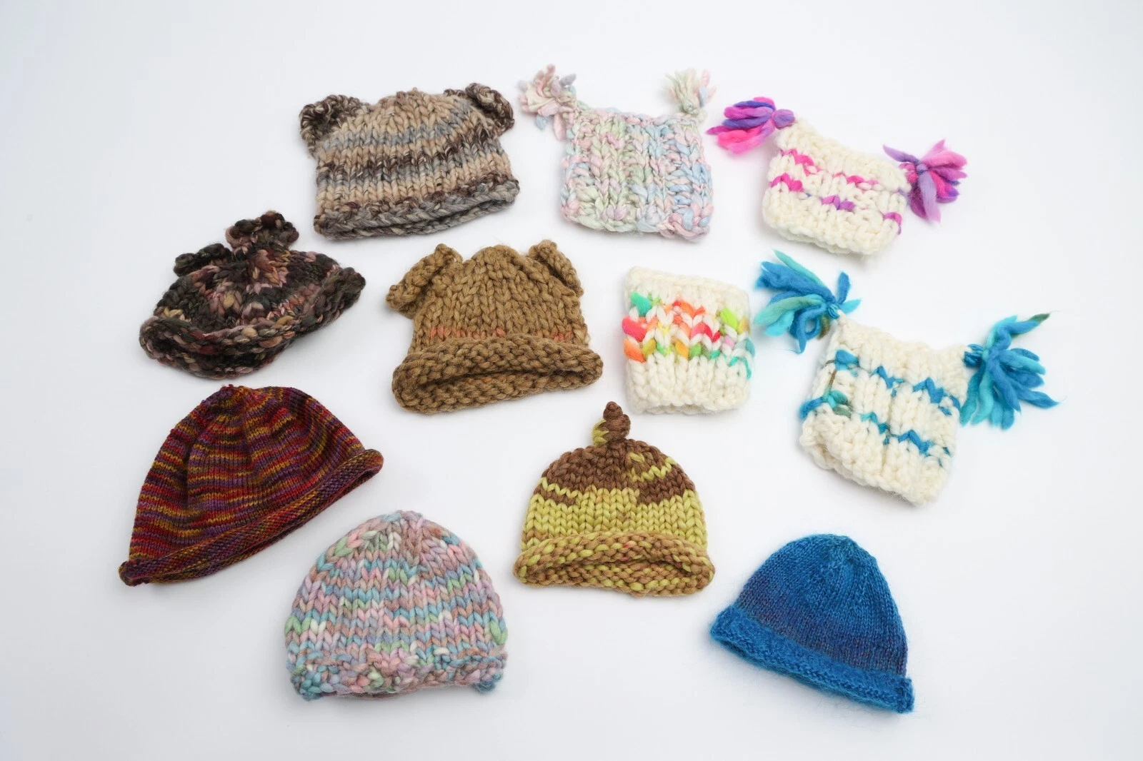 Hand-knitted Baby Hats & Nappy Covers Newborn Photography Props (job lot)