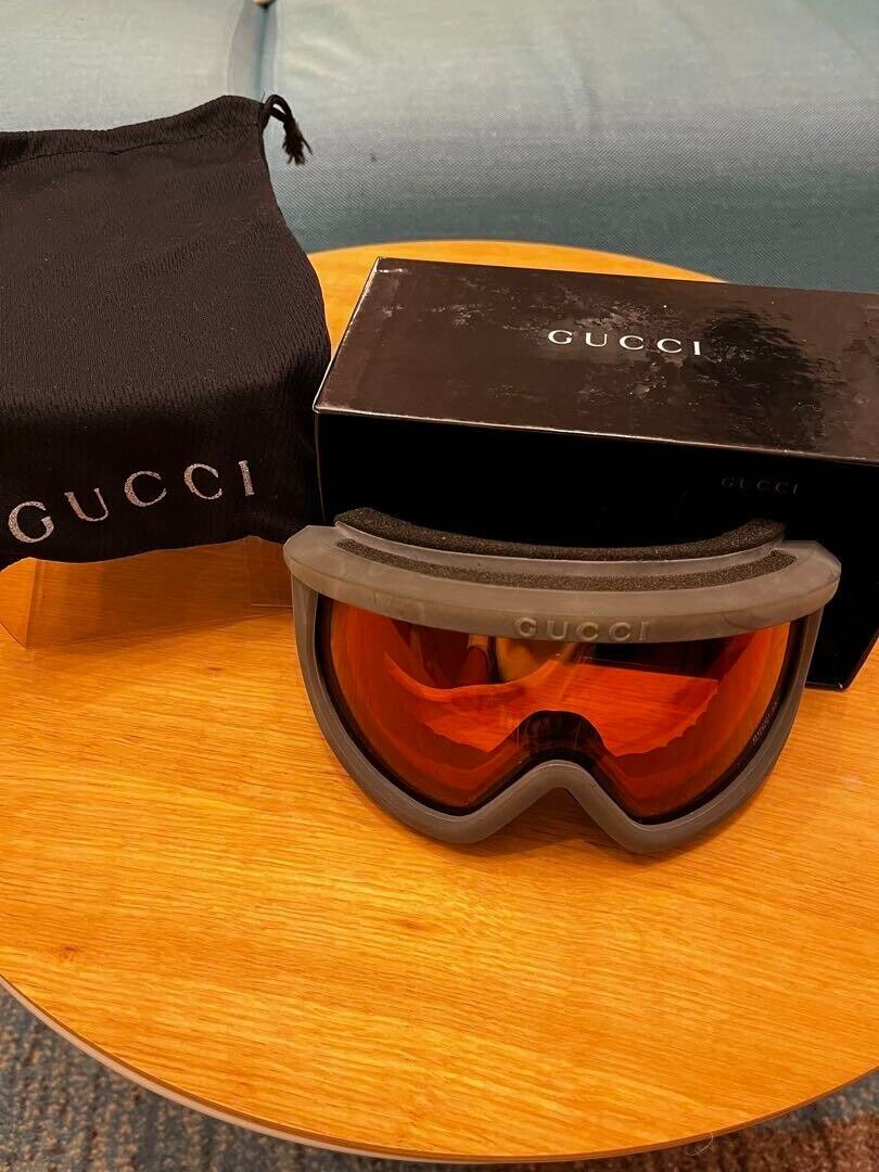 Authentic Gucci Vintage Ski Snowboard Goggles Snow | eBay Authentic Gucci Vintage Ski Snowboard Goggles Snow | eBay