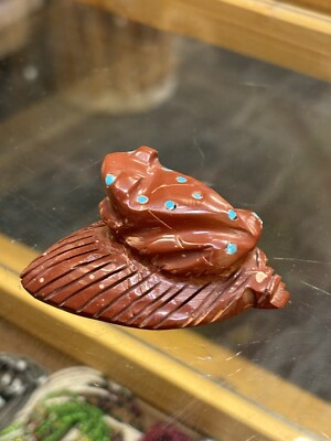 Zuni Fetish Frog On Leaf Signed By Artist ACZ Red Stone Carving d31