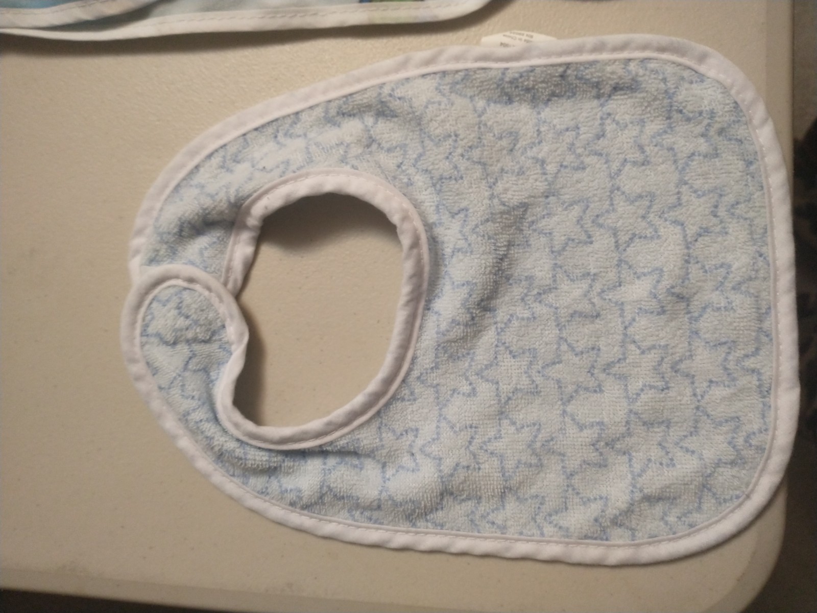 lot of 11 baby bibs some Neat Solutions cats rabbits bears ballons beach rainbow