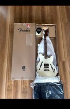 Fender Tom Delonge Starcaster Blink 182