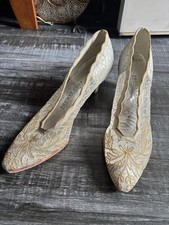 Vintage BROKEN Thomas Cort Pumps Shoes Genuine Leather Beautiful Lace Cinderella